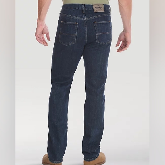Wrangler Authentic Men Regular Fit Comfort Flex Waist Jean 33 × 34 L - Picture 2 of 5